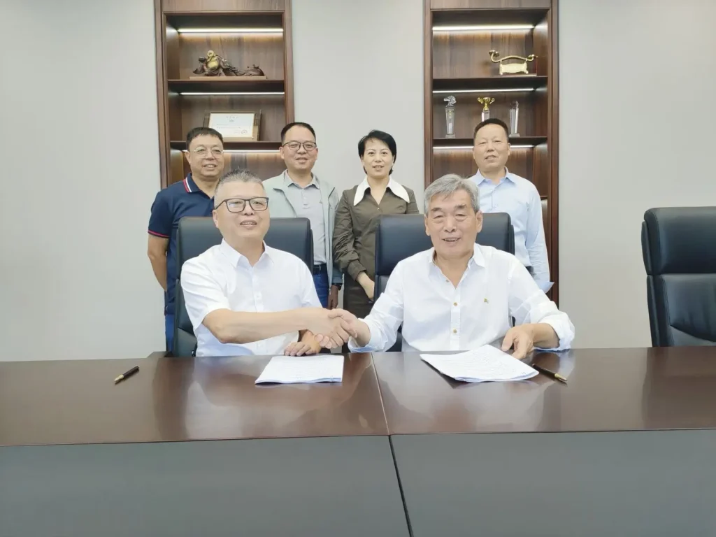 牵手大洋开启合成生物学新篇章